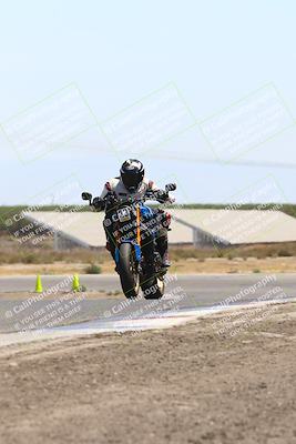 media/Aug-03-2025-TrackDaz (Sun) [[bf4a71acf9]]/C Group/1240pm (Wheelie Bump)/